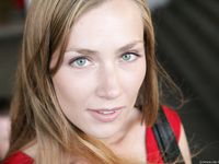 Feet - Julia A - 2009-09-30 Pretty lady