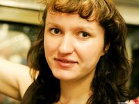 Feet - Julia C + Unknown brunette - 2012-01-08 Weekend shopping