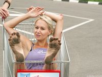 Feet - Julia C + Unknown brunette - 2012-01-08 Weekend shopping