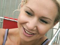 Feet - Julia C + Unknown brunette - 2012-01-08 Weekend shopping