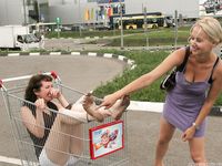 Feet - Julia C + Unknown brunette - 2012-01-08 Weekend shopping