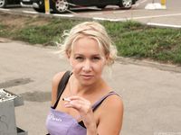 Feet - Julia C + Unknown brunette - 2012-01-08 Weekend shopping