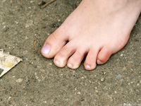 Feet - Julia D - 2011-08-04 Gloomy day