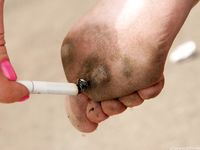 Feet - Julia D - 2011-08-04 Gloomy day