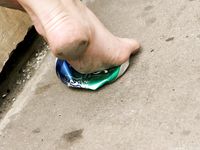 Feet - Julia D - 2011-08-04 Gloomy day