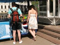 Feet - Julia E - 2011-11-28 Evening barefoot stroll