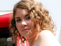 Feet - Julia E - 2011-11-28 Evening barefoot stroll