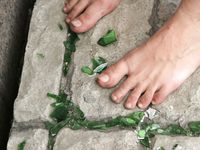 Feet - Julia E - 2011-11-28 Evening barefoot stroll