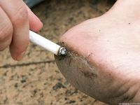 Feet - Julia E - 2011-11-28 Evening barefoot stroll