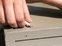 Feet - Julia E - 2011-11-28 Evening barefoot stroll