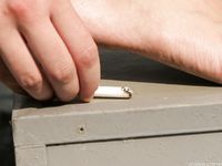 Feet - Julia E - 2011-11-28 Evening barefoot stroll