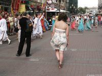 Feet - Julia E - 2011-11-28 Evening barefoot stroll
