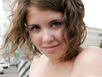 Feet - Julia E - 2011-11-28 Evening barefoot stroll