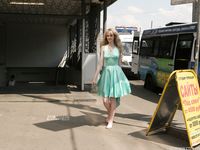 Feet - Julia F - 2011-12-25 Barefoot girl in sea-green dress