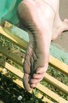 Feet - Julia F - 2011-12-25 Barefoot girl in sea-green dress