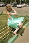 Feet - Julia F - 2011-12-25 Barefoot girl in sea-green dress