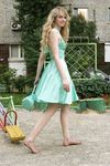 Feet - Julia F - 2011-12-25 Barefoot girl in sea-green dress