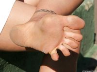 Feet - Julia G - 2012-02-19 A pleasant smile and tough soles