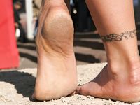 Feet - Julia G - 2012-02-19 A pleasant smile and tough soles