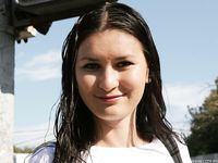 Feet - Julia G - 2012-02-19 A pleasant smile and tough soles