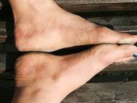 Feet - Julia G - 2012-02-19 A pleasant smile and tough soles