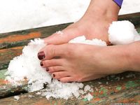 Feet - Julia G - 2012-12-21 Slush and puddles