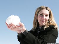 Feet - Kapa - 2011-07-02 Tough feet in snow