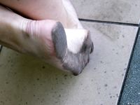 Feet - Kari - 2010-02-18 Barefoot blond baby in the city