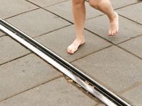 Feet - Kari - 2010-02-18 Barefoot blond baby in the city