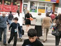 Feet - Kari - 2010-02-18 Barefoot blond baby in the city