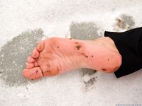 Feet - Karina A - 2015-03-21 Cold feet