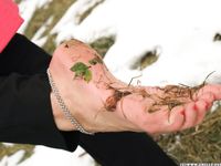 Feet - Karina A - 2015-03-21 Cold feet