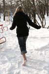 Feet - Katya + Kristina - 2006-02-19 First time with bare soles on snow