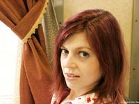 Feet - Katya A + Olga - 2007-12-03 Barefoot trips to Russian towns. Ryazan