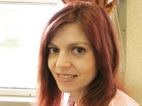 Feet - Katya A + Olga - 2007-12-03 Barefoot trips to Russian towns. Ryazan