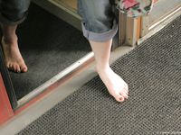 Feet - Katya A + Olga - 2007-12-03 Barefoot trips to Russian towns. Ryazan