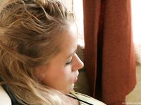 Feet - Katya A + Olga - 2007-12-03 Barefoot trips to Russian towns. Ryazan