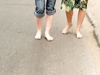 Feet - Katya A + Olga - 2007-12-03 Barefoot trips to Russian towns. Ryazan