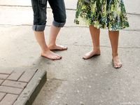 Feet - Katya A + Olga - 2007-12-03 Barefoot trips to Russian towns. Ryazan