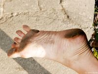 Feet - Katya A + Olga - 2007-12-03 Barefoot trips to Russian towns. Ryazan