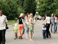 Feet - Katya A + Olga - 2007-12-03 Barefoot trips to Russian towns. Ryazan