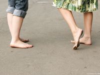 Feet - Katya A + Olga - 2007-12-03 Barefoot trips to Russian towns. Ryazan