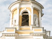 Feet - Katya A + Olga - 2007-12-03 Barefoot trips to Russian towns. Ryazan