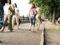 Feet - Katya A + Olga - 2007-12-03 Barefoot trips to Russian towns. Ryazan