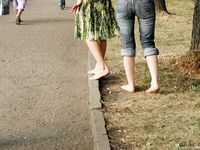 Feet - Katya A + Olga - 2007-12-03 Barefoot trips to Russian towns. Ryazan