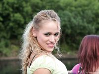 Feet - Katya A + Olga - 2007-12-03 Barefoot trips to Russian towns. Ryazan