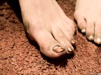 Feet - Katya A + Olga - 2007-12-03 Barefoot trips to Russian towns. Ryazan