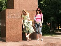 Feet - Katya A + Olga - 2007-12-03 Barefoot trips to Russian towns. Ryazan