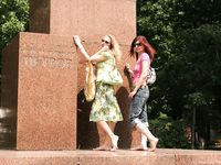 Feet - Katya A + Olga - 2007-12-03 Barefoot trips to Russian towns. Ryazan