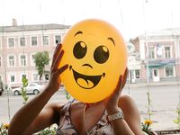 Feet - Katya A + Olga - 2007-12-03 Barefoot trips to Russian towns. Ryazan